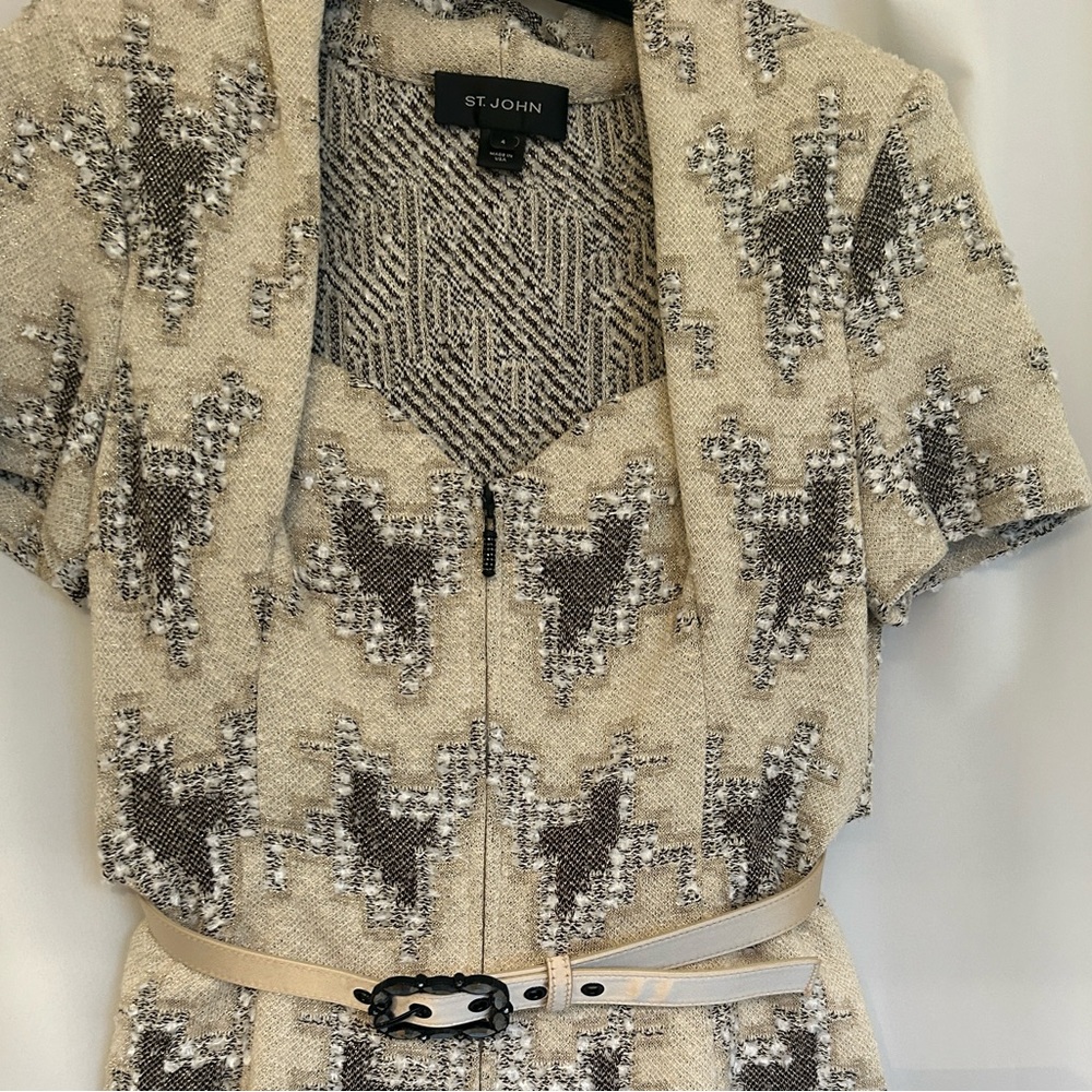 ST. JOHN “ STUNNING “ TWO PIECE EVENING WEAR 4  Worn twice Excellent Condition - Picture 4 of 13